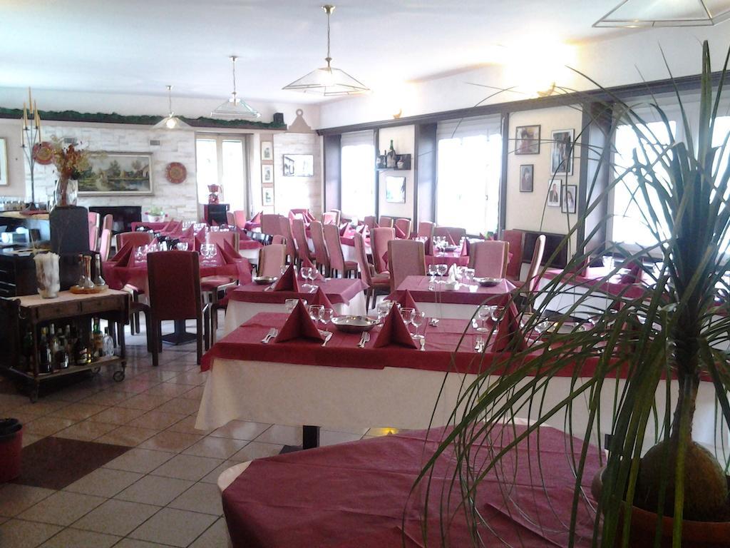 Cremeno Albergo Del Cacciatore מראה חיצוני תמונה
